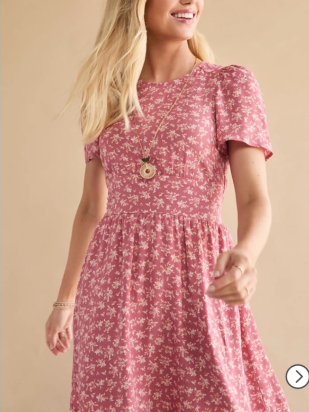 Francesca’s Gabrielle Women’s Floral Short-Sleeve Midi Dress